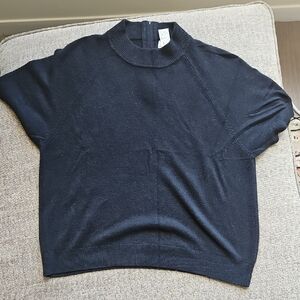 Black Short Sleeve Sweater